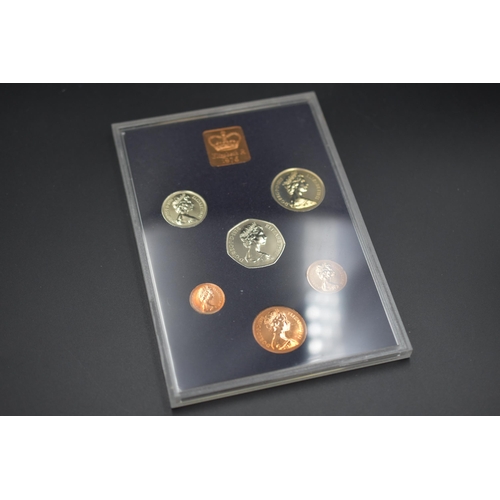 66 - 1976 Royal Mint Proof Coin Set in Case