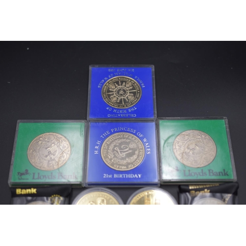 97 - Mixed Selection of Commemorative Coins to include Birth of Prince William, William and Catherine Eng... 