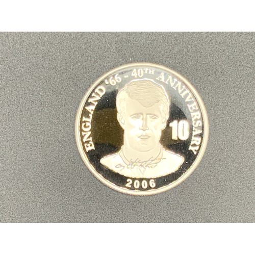 Republic of Congo 2006 Silver 10th Anniversary Geoff Hurst England Coin