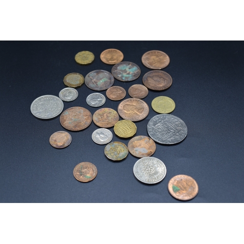 31 - Selection of English and Worldwide Coinage