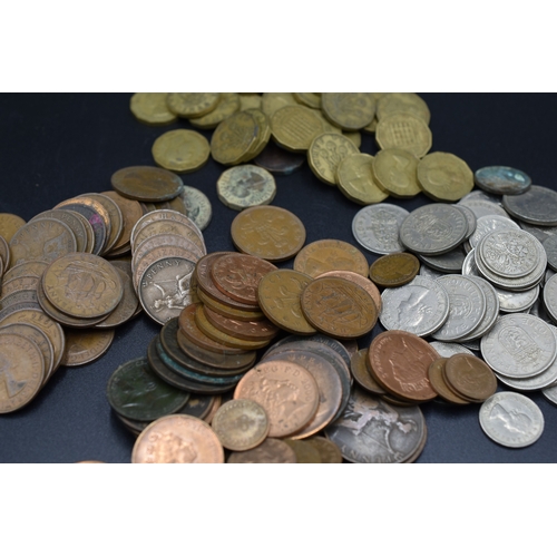 38 - Mixed Selection of English Coinage to include One Shillings, Three Pence Pieces, Pennies and Half Pe... 