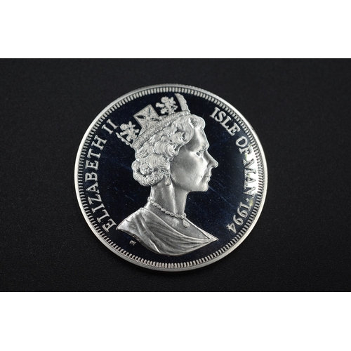 71 - Silver - Elizabeth II - D Day - One Crown - 1944 - Isle of Man