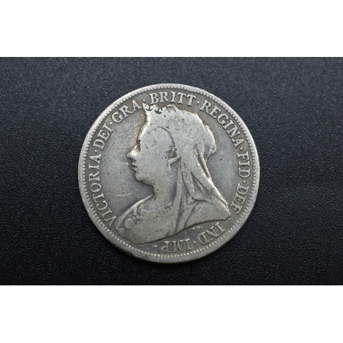 38 - Victoria - Silver - One Shilling - 1900