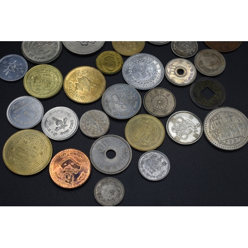 25 - Selection of Mixed Coinage from Japan