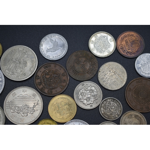 25 - Selection of Mixed Coinage from Japan