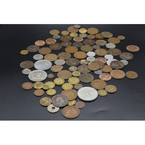 25 - Selection of Worldwide Coinage Approx 600g