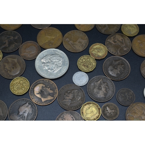 26 - Selection of Worldwide Coinage Approx 600g