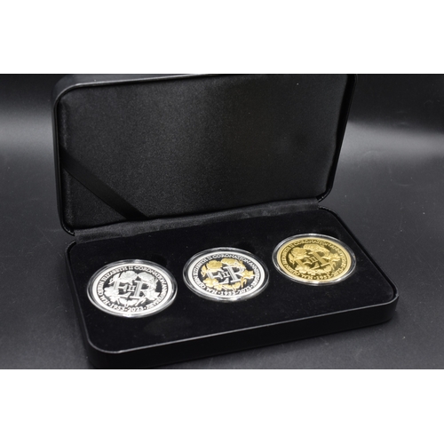 44 - Elizabeth II -  Half Dollar, Silver Gold Plated 3 Coin Set, 70th Anniversary of the Queens Coronatio... 