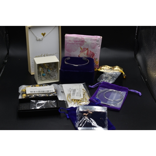 36 - Selection of Jewellery to Include Necklaces, Bracelets and More Complete with Presentation Boxes or ... 