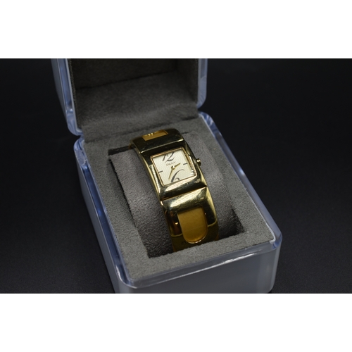 65 - DKNY - Ladies NY4342 Watch Gold & Champagne Colour Complete with Presentation Box