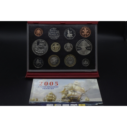 3 - Royal Mint 2005 De-Luxe Proof Coin Set complete with Booklet