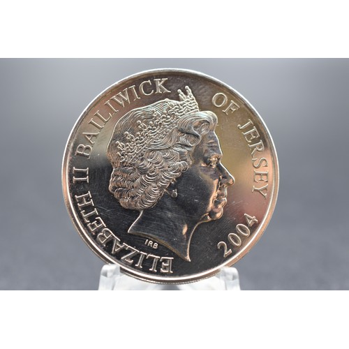 9 - Elizabeth II Bailiwick of Jersey 2004 Flying Scotsman £5 Coin