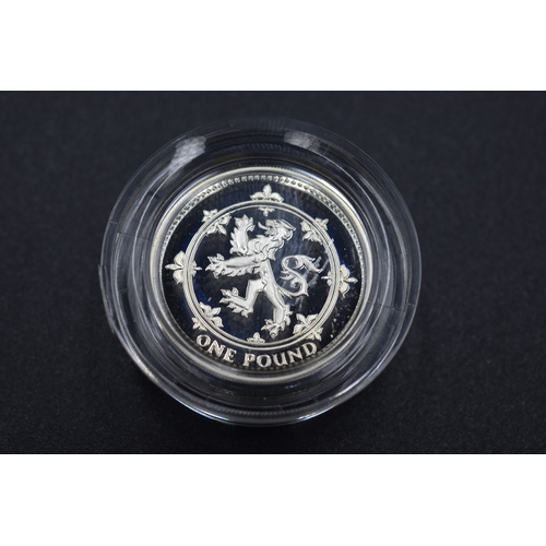 40 - Royal Mint - Silver Proof Piedfort - One Pound Coin - 1999 - Complete with COA and Presentation Box