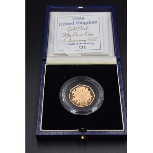 44 - Royal Mint - Gold Proof 22ct - 50p - 25th Anniversary EEC - 1998 - (323/1500) 
Complete with Present... 