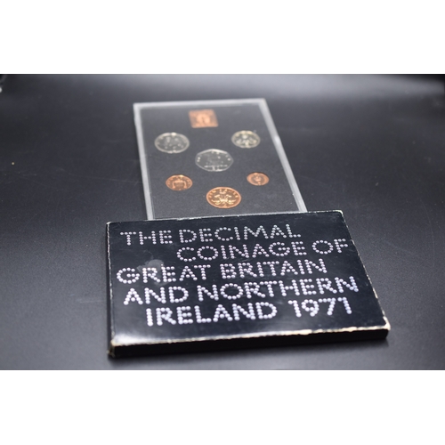 66 - The Decimal Coinage of Coinage of Great Britain and Northern Ireland - 1971