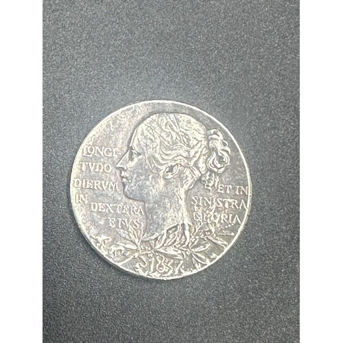 70 - Silver Medallion - Victoria Diamond Jubilee - 1837