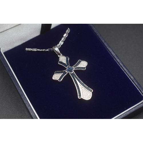 37 - Silver 925 Cross Pendant Necklace Complete with Presentation Box