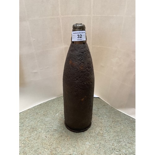 Lot 32        