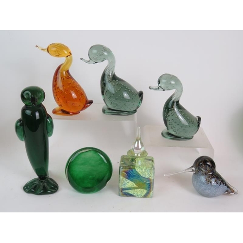 137 - Three controlled bubble studio glass ducks in the style of Whitefriars, a Langham glass snipe paperw... 