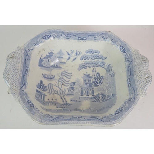 219 - A large blue and white transfer printed Victorian pedestal bowl (26cm diameter) and a similar blue a... 