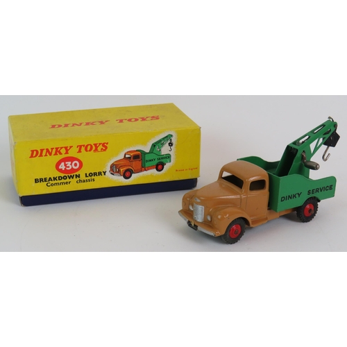 28 - A Dinky toys Commer Chassis breakdown lorry model 430 with original box. Condition report: Very ligh... 