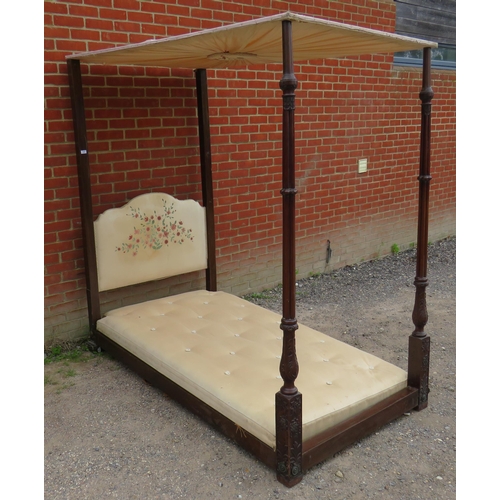 737 - A Victorian mahogany four poster single bed with carved & fluted uprights.
206cm high x 116cm wide x... 