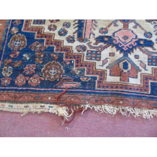 906 - A late 19th Century Persian rug of character. 118cm x 203cm.
Condition report: Some wear to ends.
Es... 