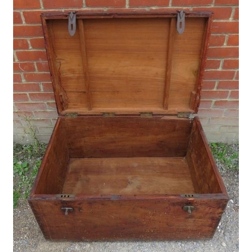 909 - A 19th century oak campaign chest with iron hasp & staple latches and handles either side.
Condition... 