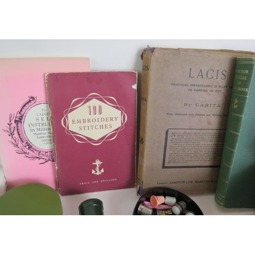 159 - A quantity of vintage knitting and needlework accessories and books including 'Lacis' pub 1909. (qty... 