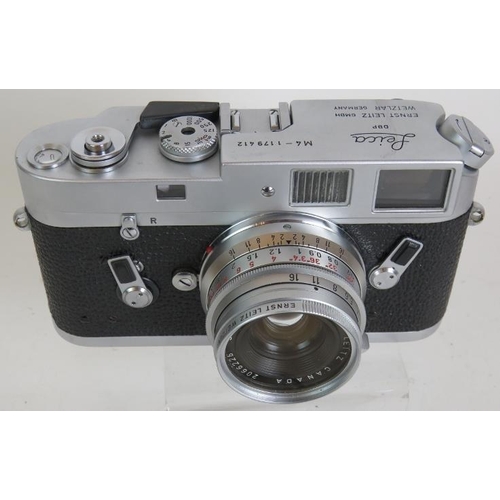 207 - A Leica M4 camera No 1179412 circa 1967 with Summicrom 35mm F2 lens and leather case.
Condition repo... 