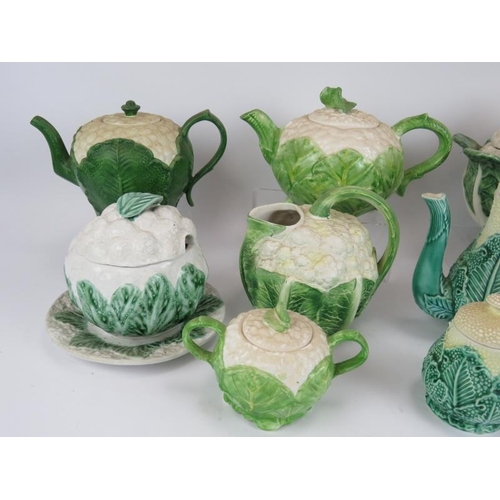 138 - A quantity of Italian and other ceramics fashioned as cauliflowers including a three piece tea set, ... 