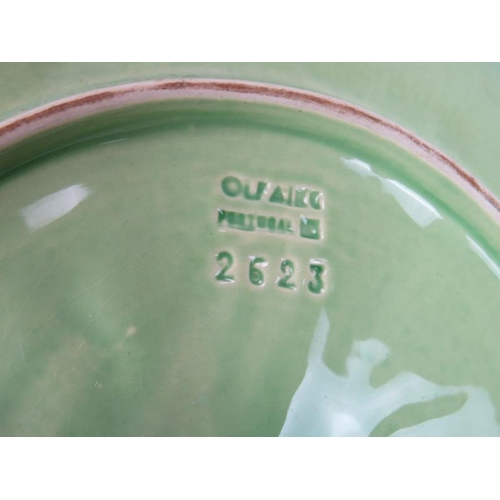 141 - A quantity of English, French & Japanese ceramics fashioned as lettuce leaves including Carlton Ware... 