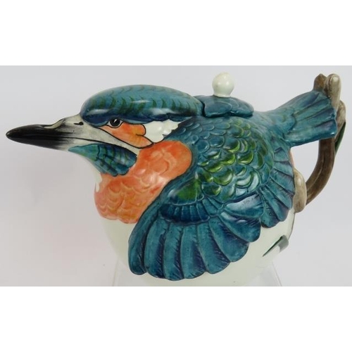 151 - A Staffordshire Ceramics Kingfisher tea pot, an early 19th Century Pekin chinoiserie mug and a hand ... 