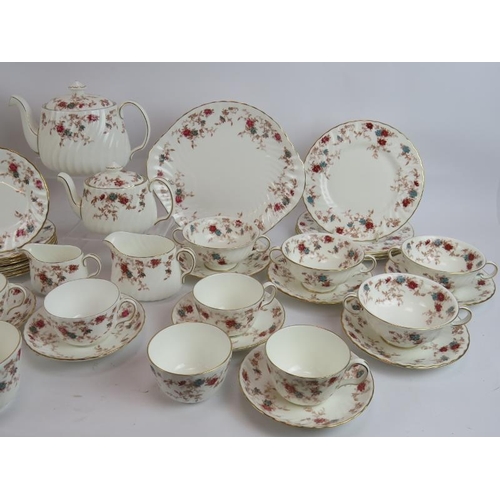 165 - A 47 piece Minton's tea set and part dinner set in ancestral pattern. (47).
Condition report: No iss... 