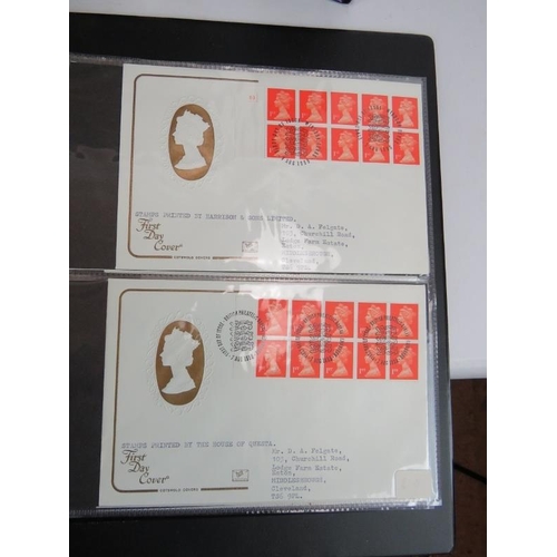 293 - An impressive 6 album collection of mainly UK first day covers, PHQ cards and mint stamp sets. Some ... 