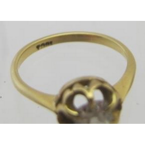 390 - An 18ct yellow gold single stone diamond ring in claw setting, approx 1/2ct, size M. Approx weight 2... 