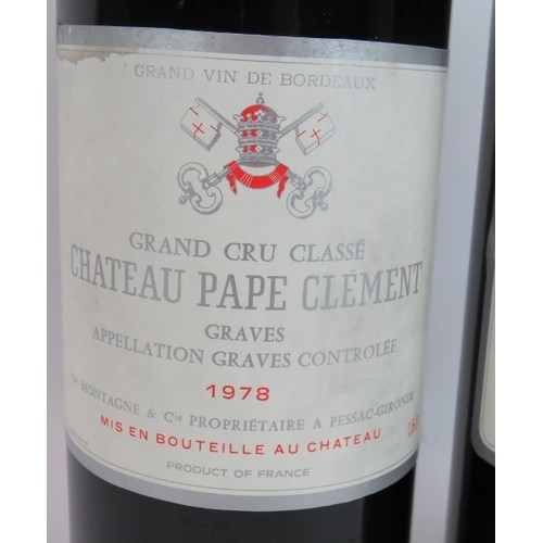 295 - 2 magnums of Chateau Pape Clement Graves 1978 red Bordeaux 150cl. (2).
Condition report: Both levels... 