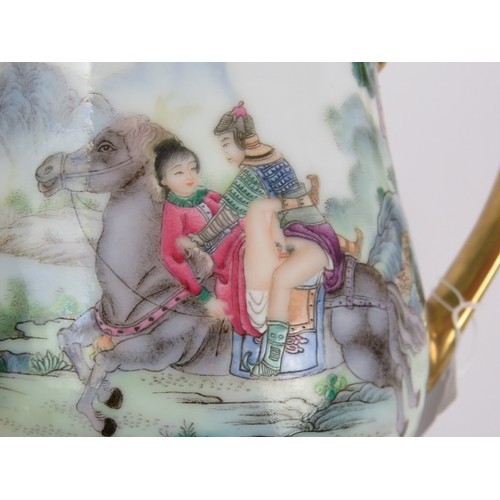 275 - A Chinese Famille rose porcelain teapot and cover, 20th Century, hand painted in fine detail with a ... 