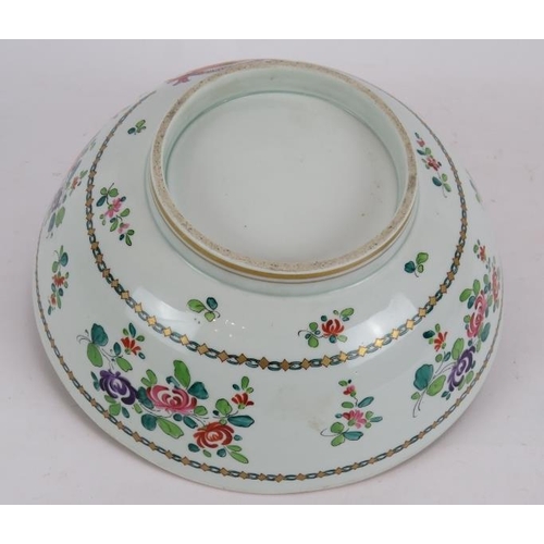 3 - An antique Chinese porcelain Armorial bowl finely decorated with arms and floral posies.  Diameter: ... 