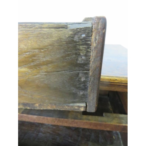 782 - A Georgian oak chest of two short over three long drawers, with brass swan neck handles and lock esc... 