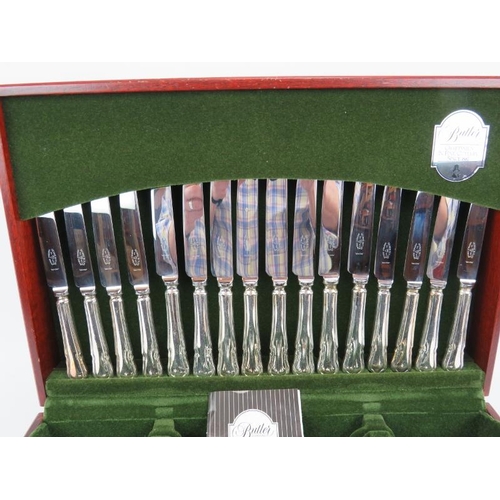 18 - A 52 piece 8 setting Butler of Sheffield silver plated canteen in cutlery of Dubarry pattern. 
Condi... 