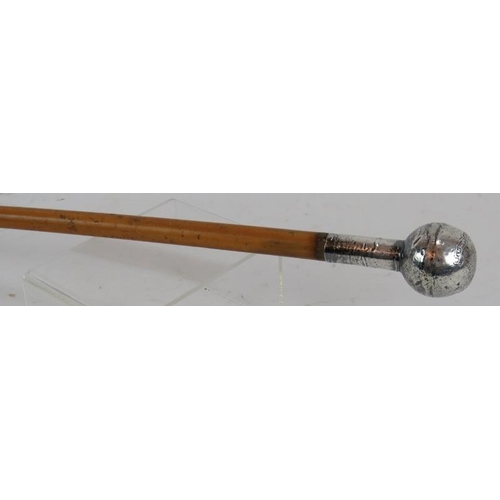 5 - A 14th Punjab Regiment swagger stick with white metal knob and Malacca cane shaft. Length: 75cm.
Con... 