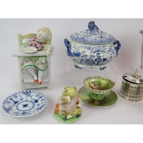 55 - A mixed lot of silver plated wares and ceramics including an early Beswick Jeremy Fisher figure, Map... 