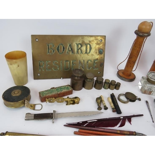 63 - A mixed lot of antique collectables including troy oz weights and scale, sovereign scales, rulers, w... 