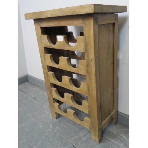 789 - A vintage hardwood wine rack with capacity for ten bottles. 
Condition report: No issues. 
H68cm W46... 