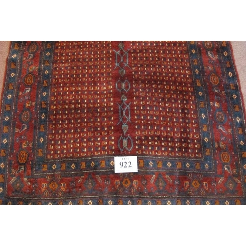 922 - A Senneh rug central panel of small repeated design with a large central blue line pattern. Good con... 