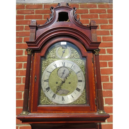 718 - A fine 18th century flame mahogany eight day striking longcase clock by James Scholefield of London,... 