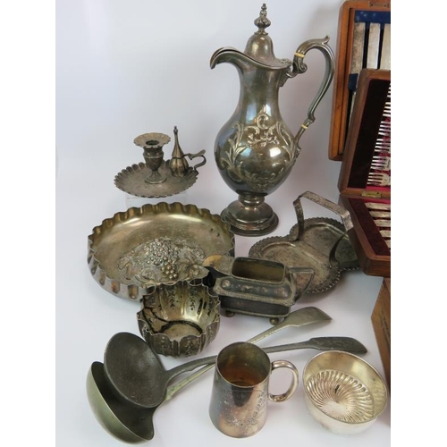 139 - A large quantity of mainly antique silver plated cutlery, much in presentation cases plus a quantity... 