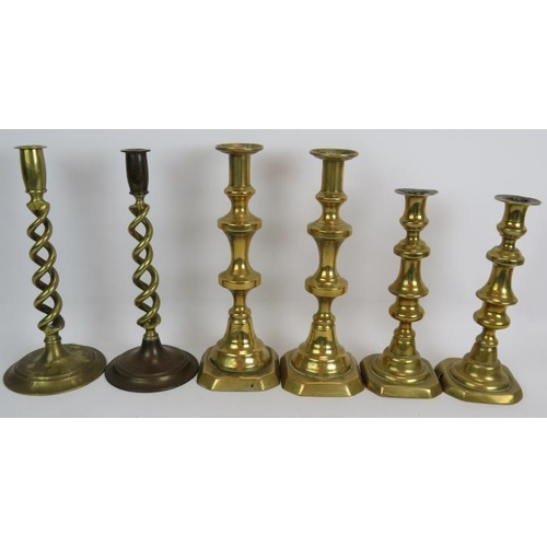 160 - Six pairs of mainly antique brass candlesticks, tallest 31cm. (12).
Condition report: Sold as seen.