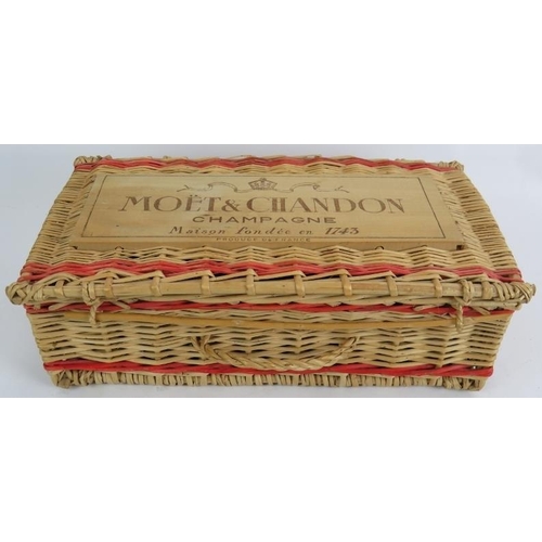 207 - Two bottles of Moet Et Chandon American Independence Bicentennial 1776-1976 Special Cuvee Brut Champ... 